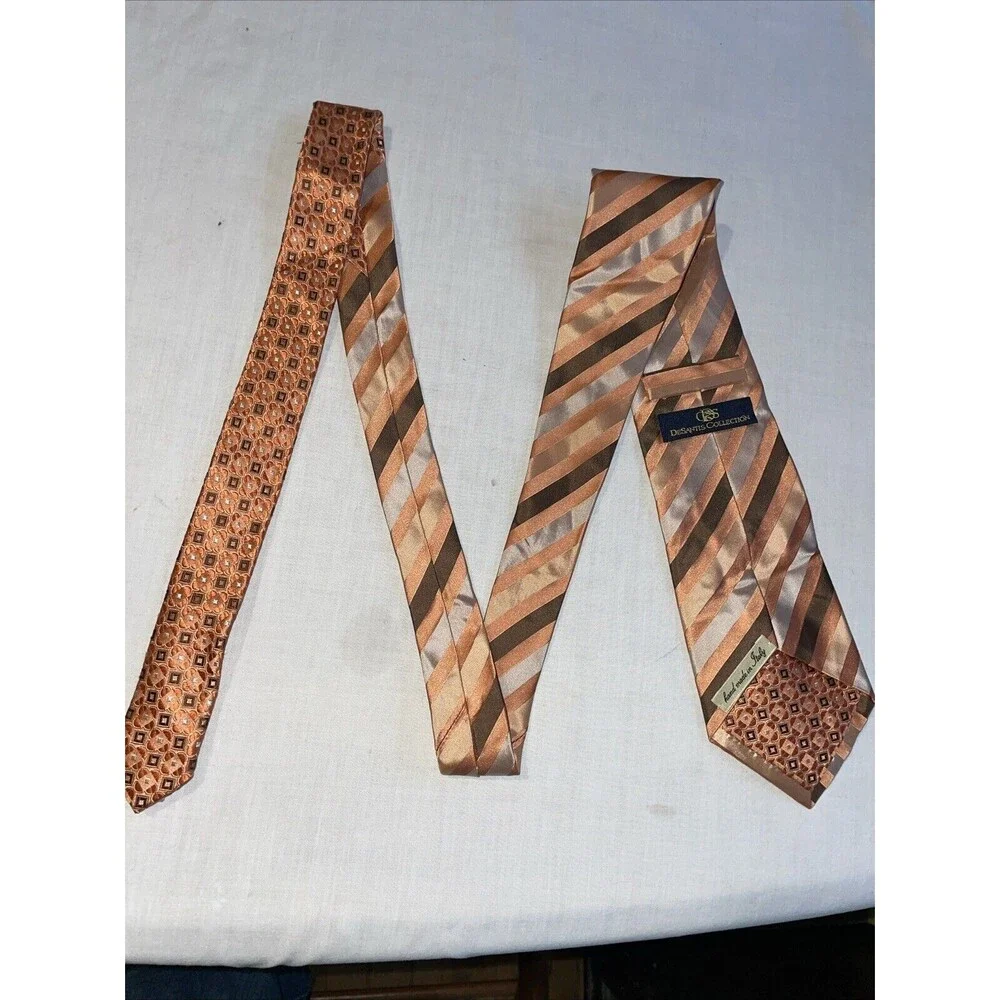 Desantis Collection Men’s Dress Tie Size 58” Peach Striped Business Formal City